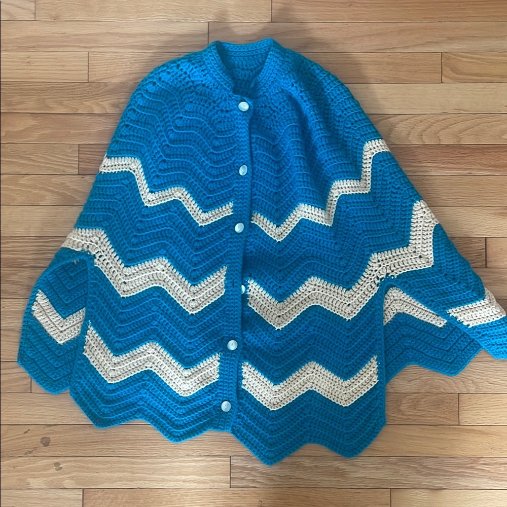 Vintage Blue and Cream Chevron Crotched Poncho